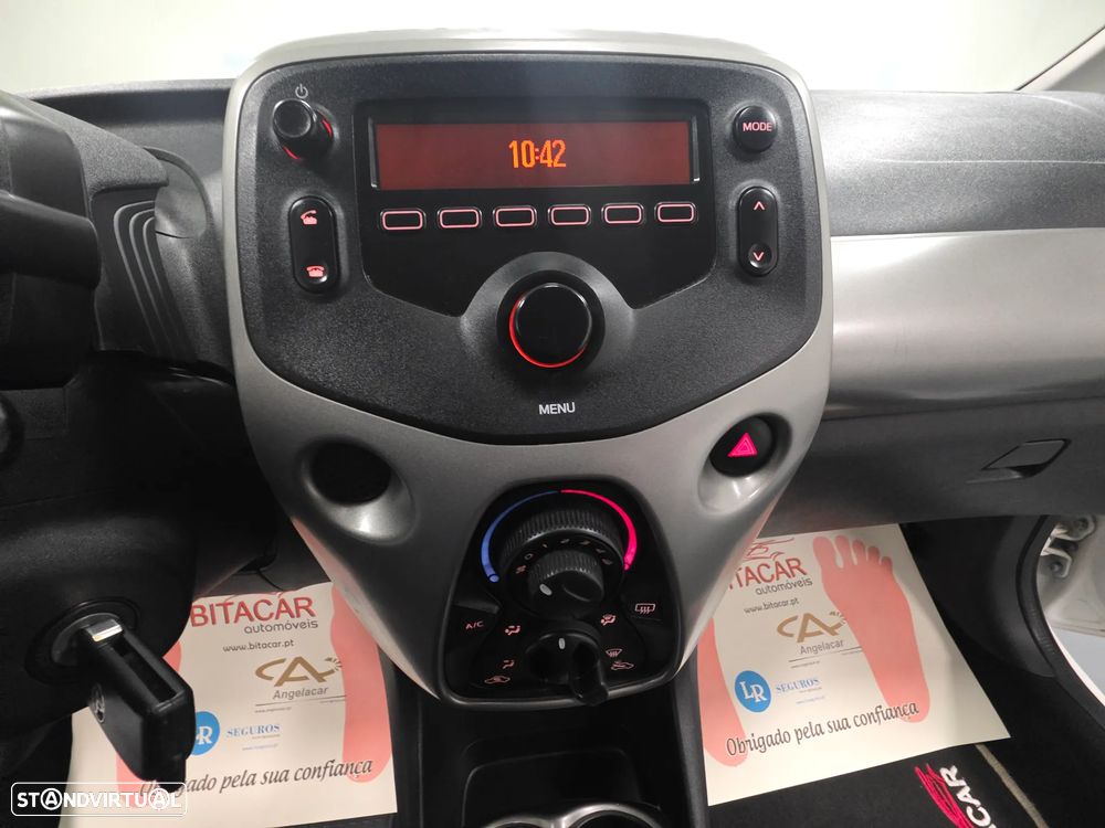 Toyota Aygo 1.0 X-Play Plus MM - 42