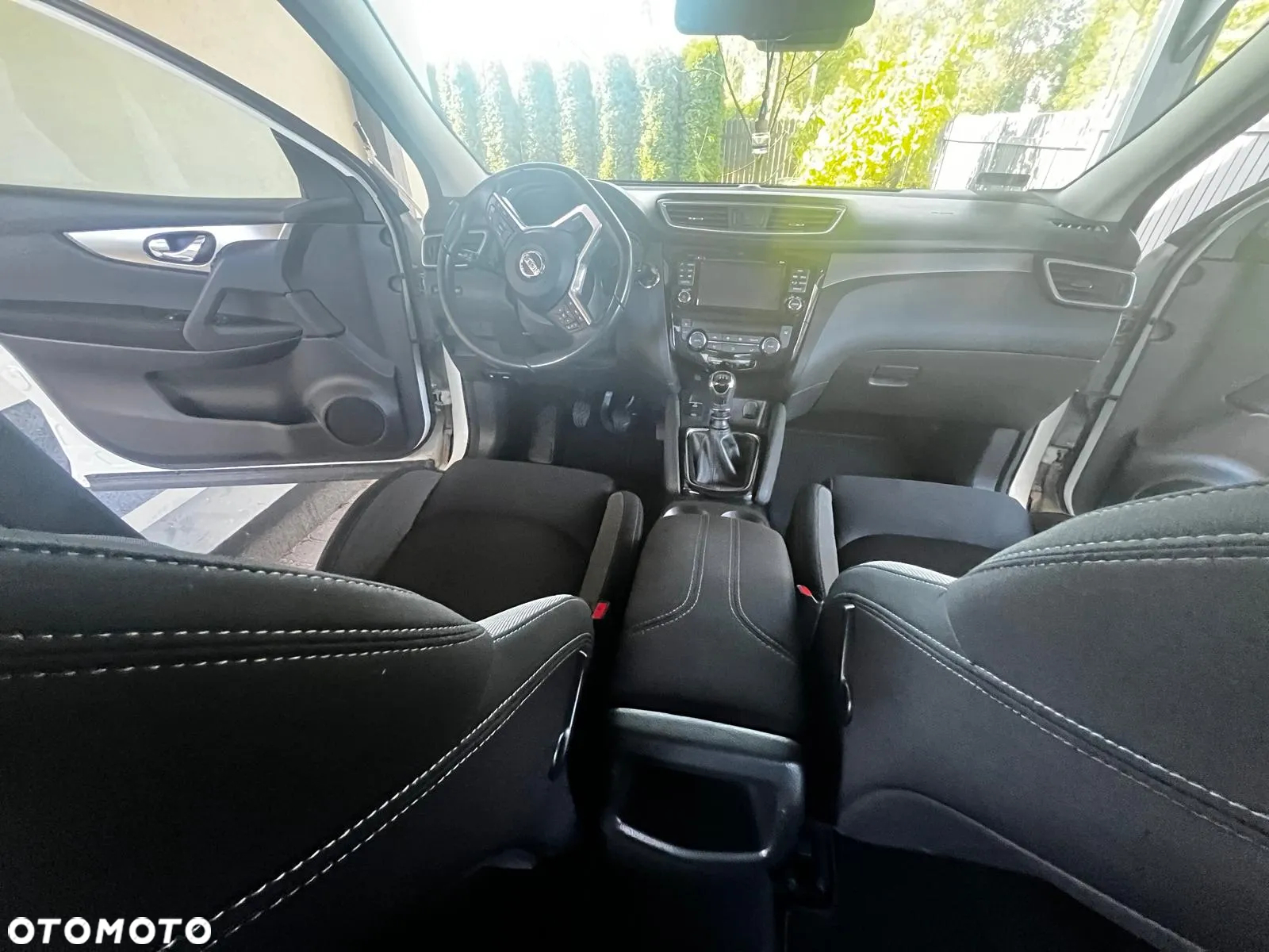 Nissan Qashqai 1.6 DIG-T N-Connecta - 14