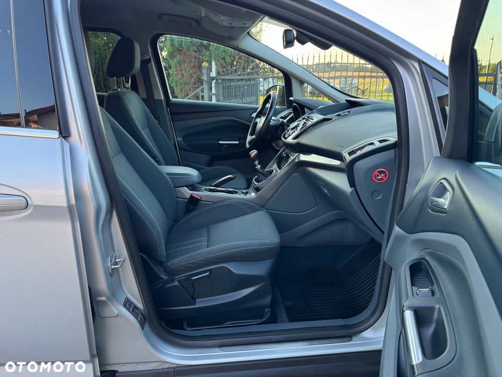 Ford Grand C-MAX - 14