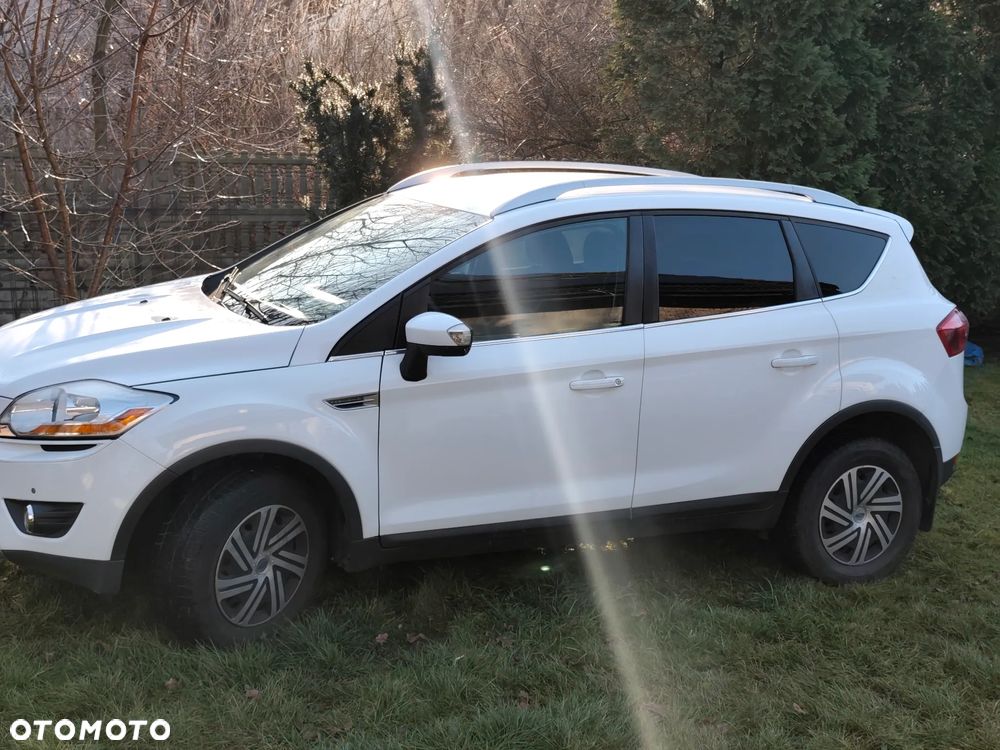 Ford Kuga - 3