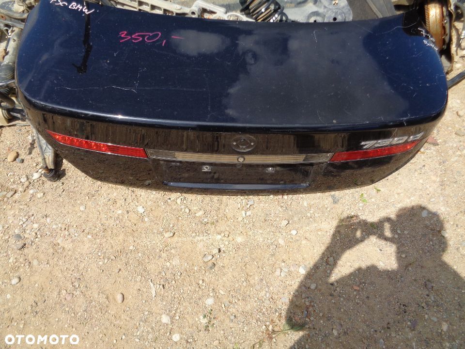 BMW 730 KLAPA TYŁ KPL.