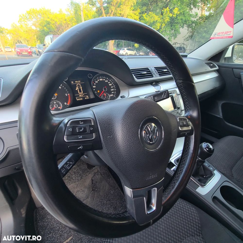 Volkswagen Passat Variant 1.6 TDI BlueMotion Technology Comfortline - 14
