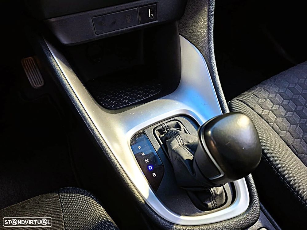 Toyota Yaris 1.5 HDF Exclusive - 26