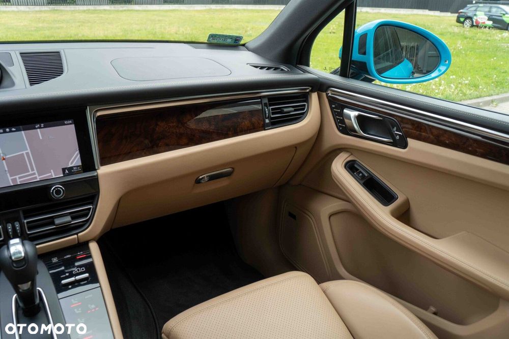 Porsche Macan Standard - 25