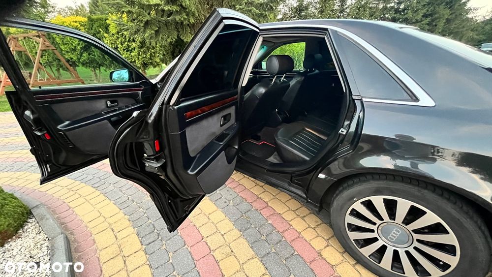 Audi A8 - 12