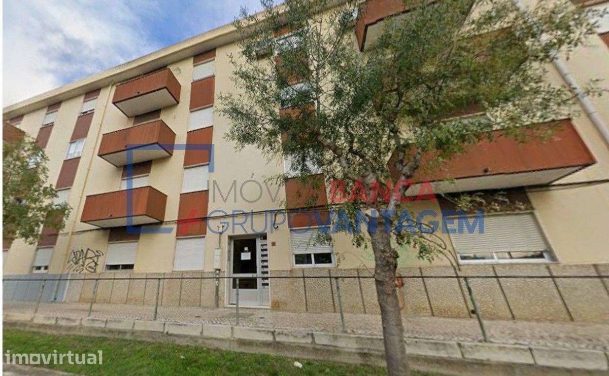 Apartamento T3 em Pinhal Novo - Grande imagem: 2/28