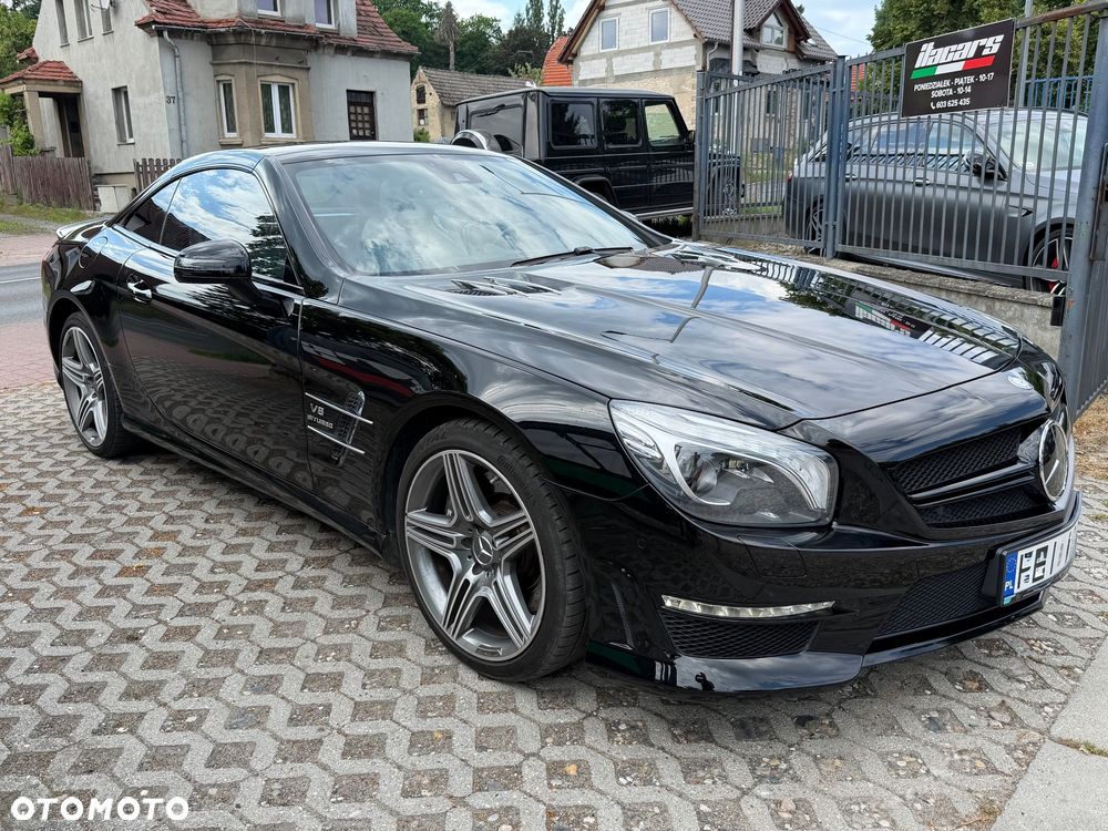 Mercedes-Benz SL 63 AMG - 13