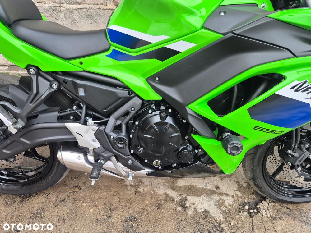Kawasaki Ninja - 6