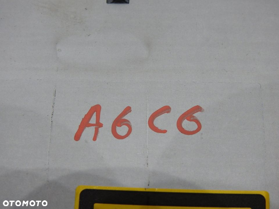CZYTNIK NAWIGACJI AUDI A6 C6 4E0919887M 4E0910887T - 8