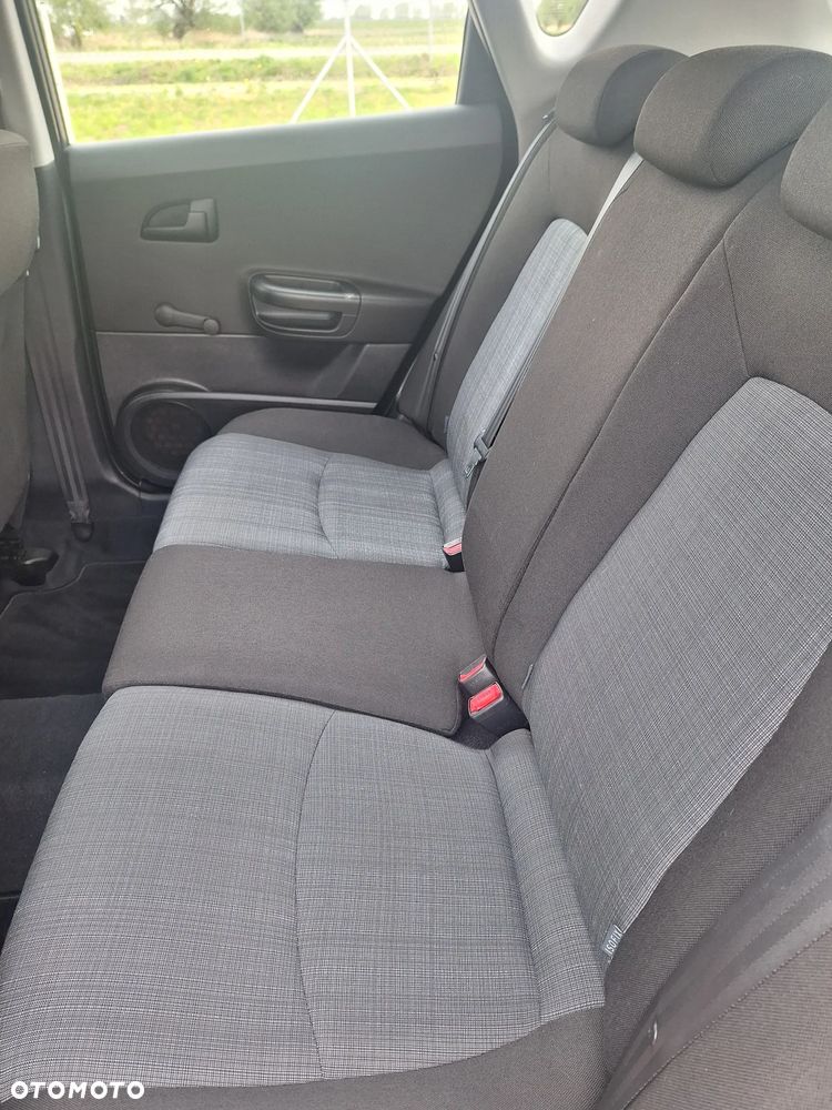 Kia Ceed 1.4 CVVT Spirit - 23