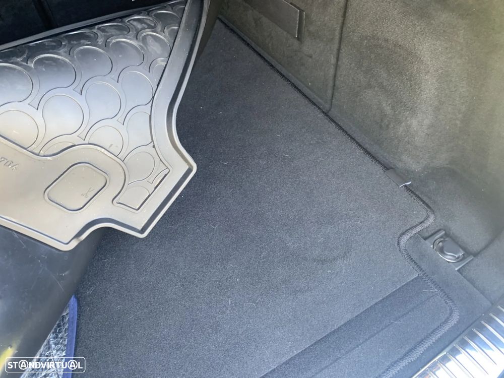 Mercedes-Benz E 200 d 9G-TRONIC AMG Line - 21