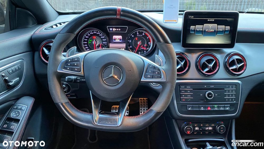Mercedes-Benz CLA AMG 45 4Matic 7G-DCT - 7