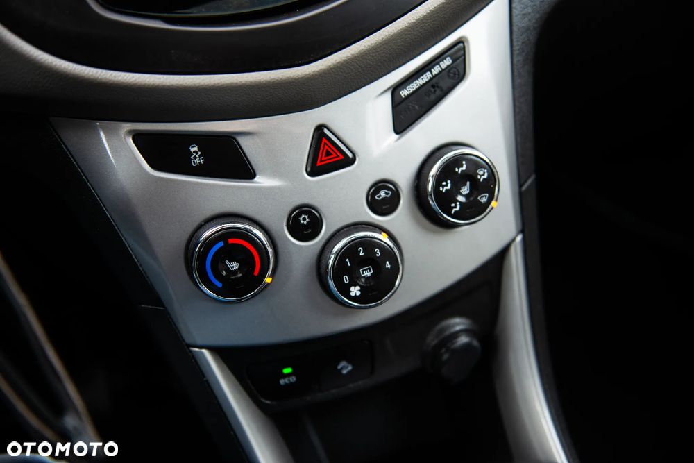 Chevrolet Trax 1.4T LT+ - 35