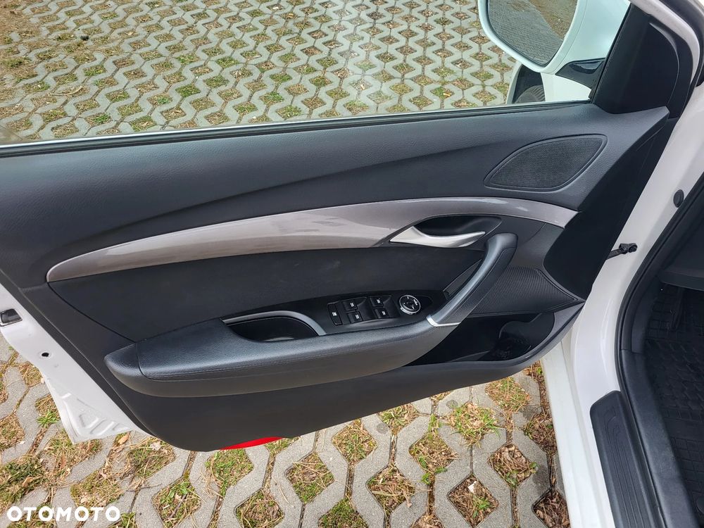 Hyundai i40 i40cw 1.6 Fifa World Cup Edition - 21