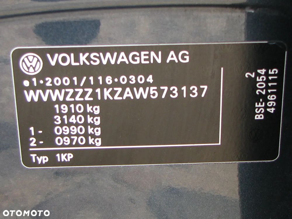 Volkswagen Golf 1.6 Comfortline - 22
