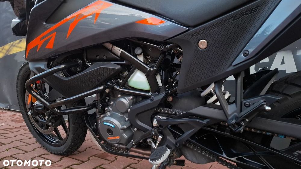 KTM Adventure - 16
