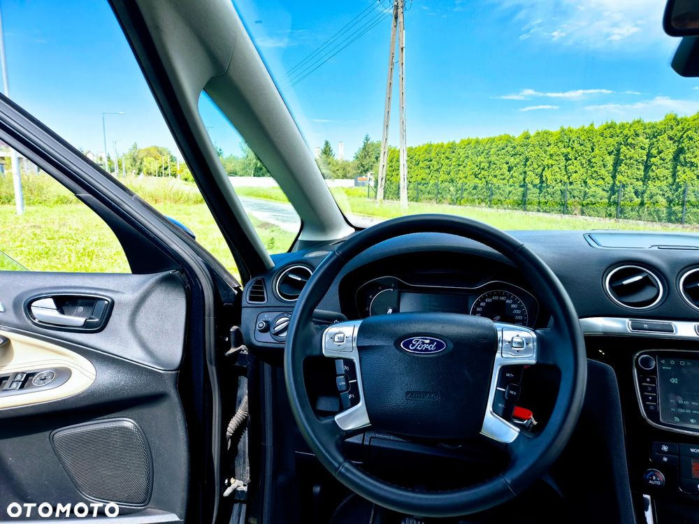 Ford S-Max 2.0 TDCi DPF Business Edition - 28