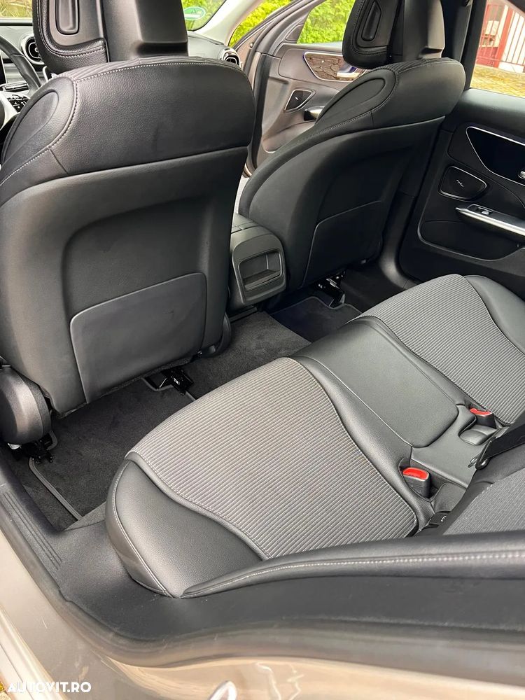 Mercedes-Benz C - 13