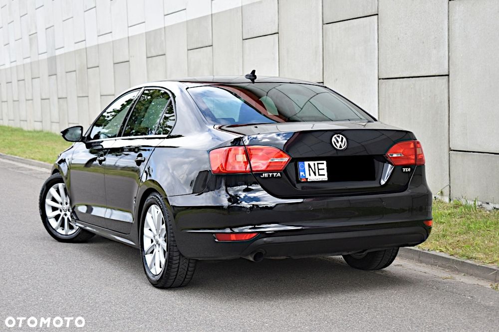 Volkswagen Jetta - 5