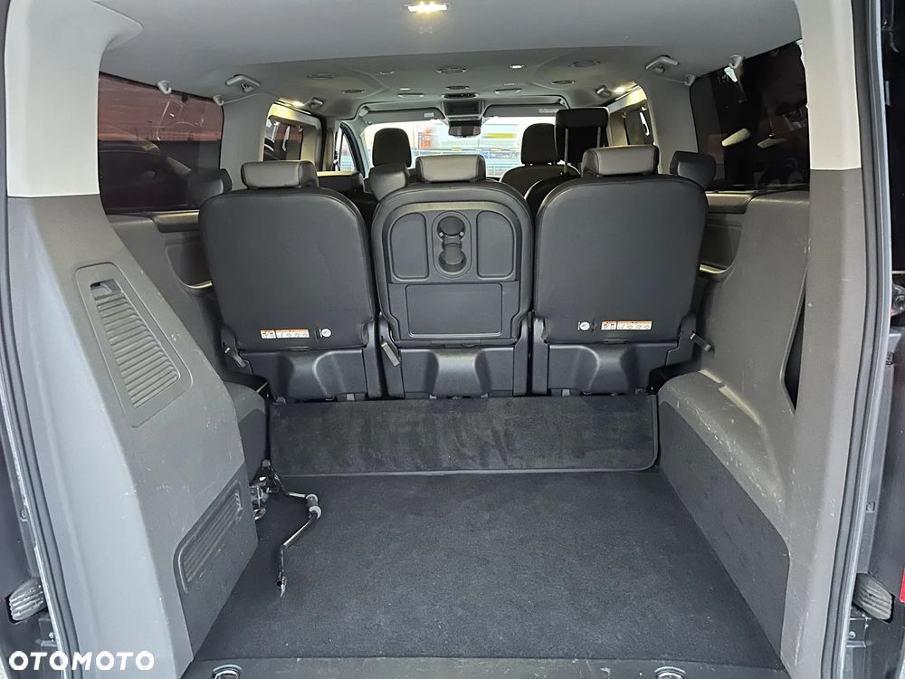 Ford Tourneo Custom 320 L2H1 VA Autm Titanium - 10