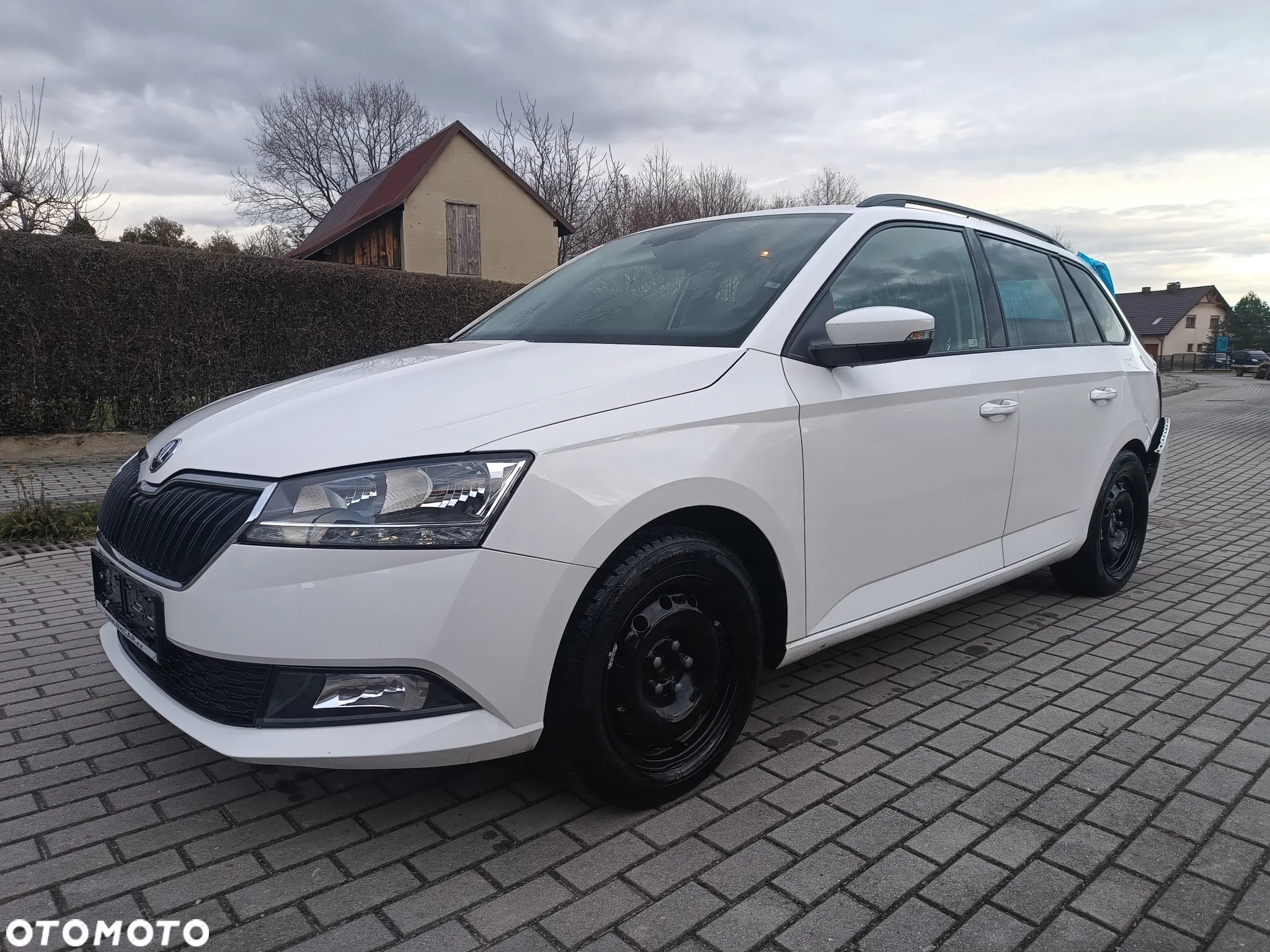 Skoda Fabia 1.0 TSI Ambition Plus - 4