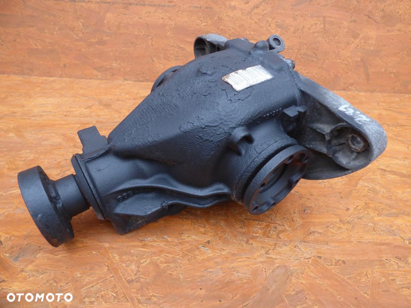 BMW E38 750I V12  MOST DYFERENCJAŁ 2.81  1428583