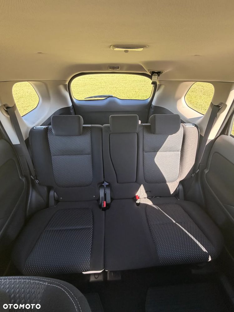 Mitsubishi Outlander 2.0 Intense 2WD - 21