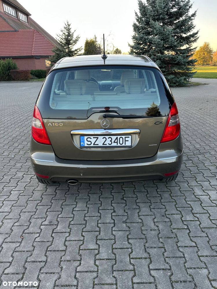 Mercedes-Benz Klasa A 160 Elegance - 4