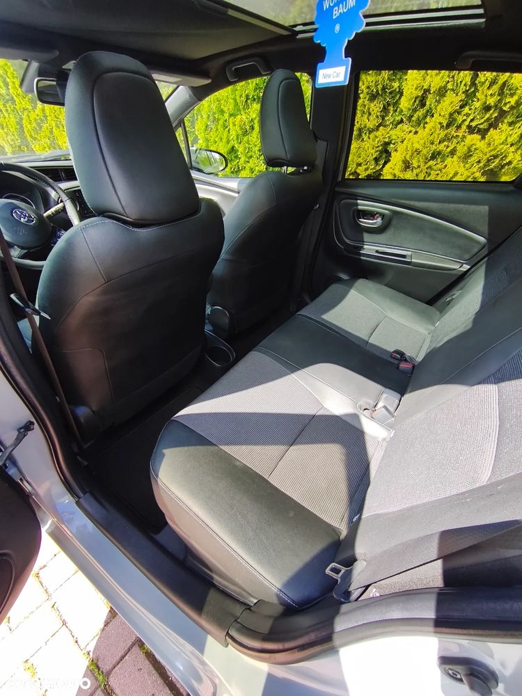 Toyota Yaris 1.5 VVT-i Selection - 9