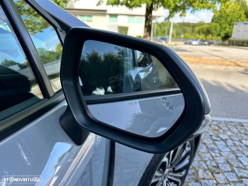 Toyota Corolla 1.8 Hybrid Square Collection - 22