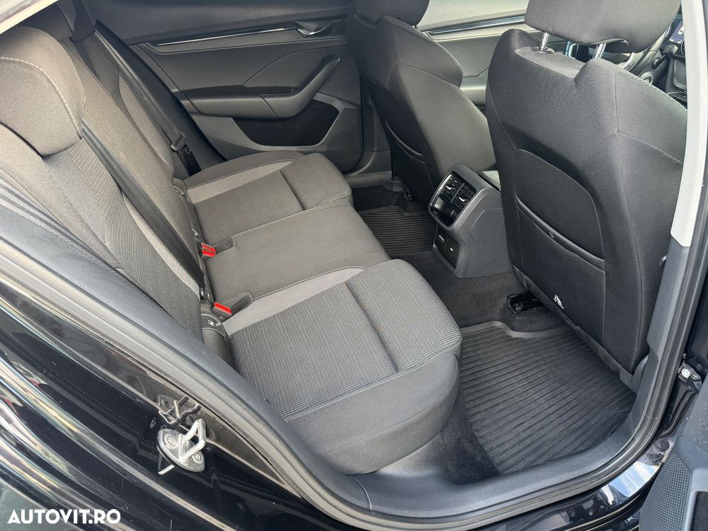 Skoda Octavia 2.0 TDI Ambition - 23