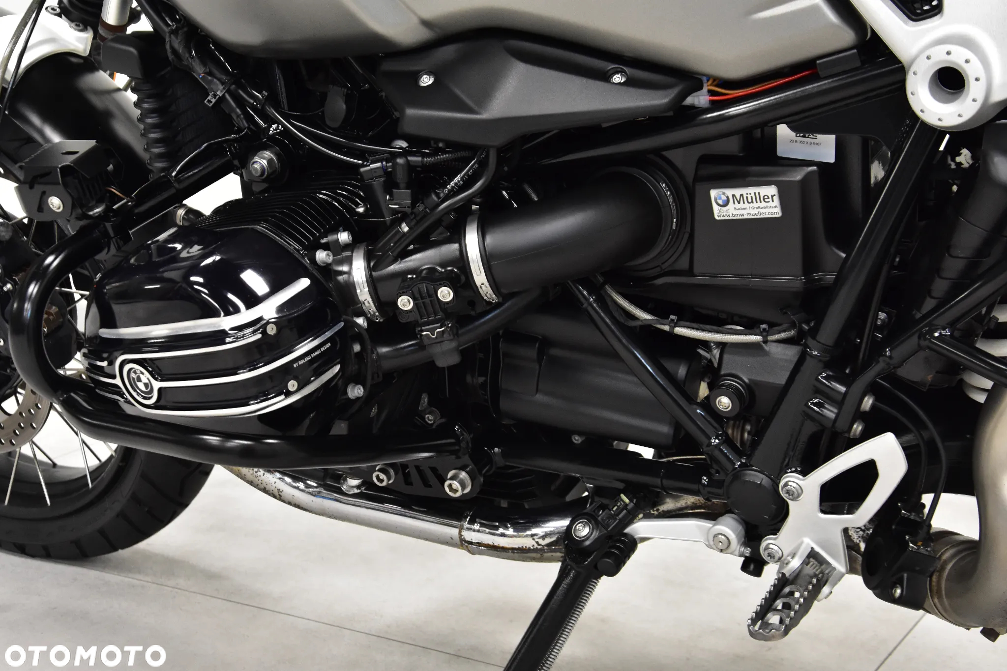 BMW R - 19