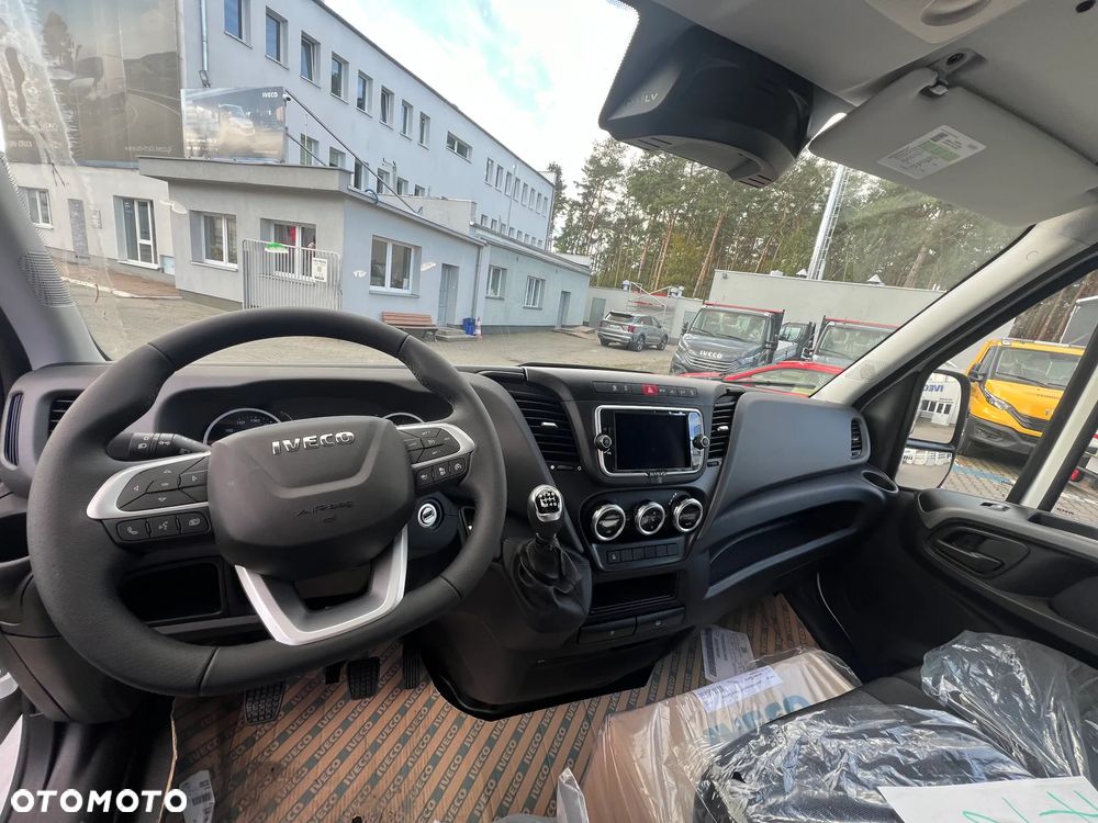 Iveco DAILY - 8