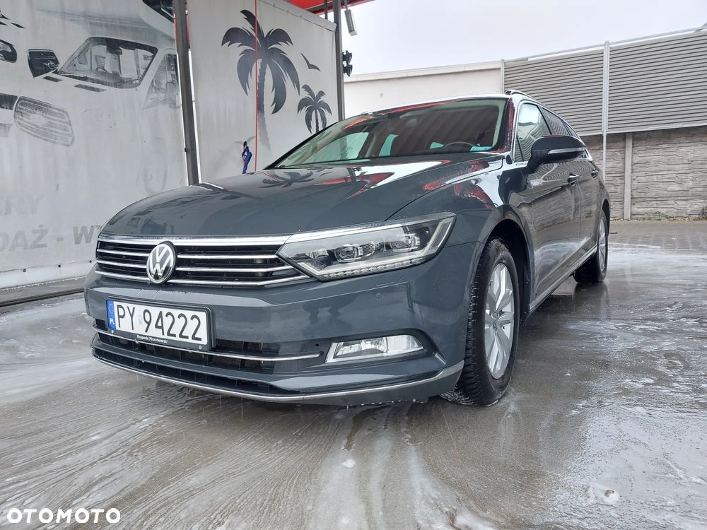 Volkswagen Passat 2.0 TDI SCR DSG Business - 4