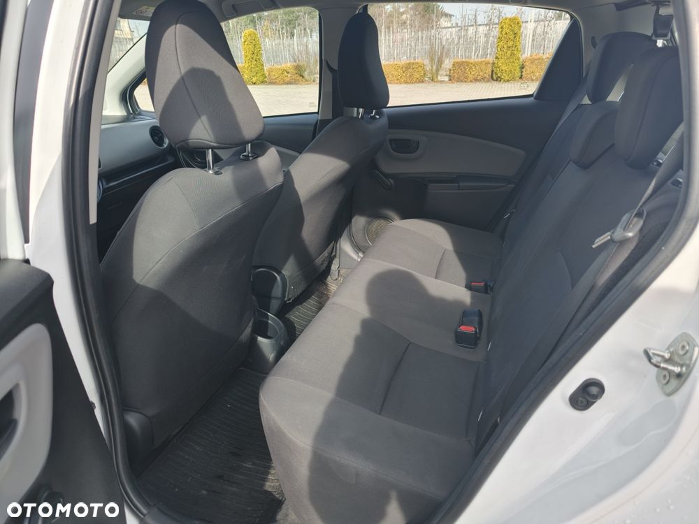 Toyota Yaris - 7