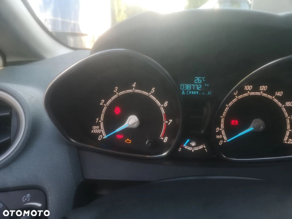 Ford Fiesta 1.25 Celebration - 39