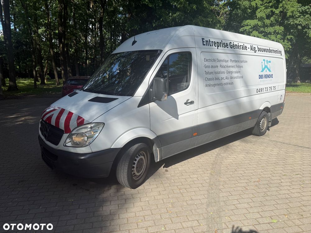 Mercedes-Benz Sprinter - 1
