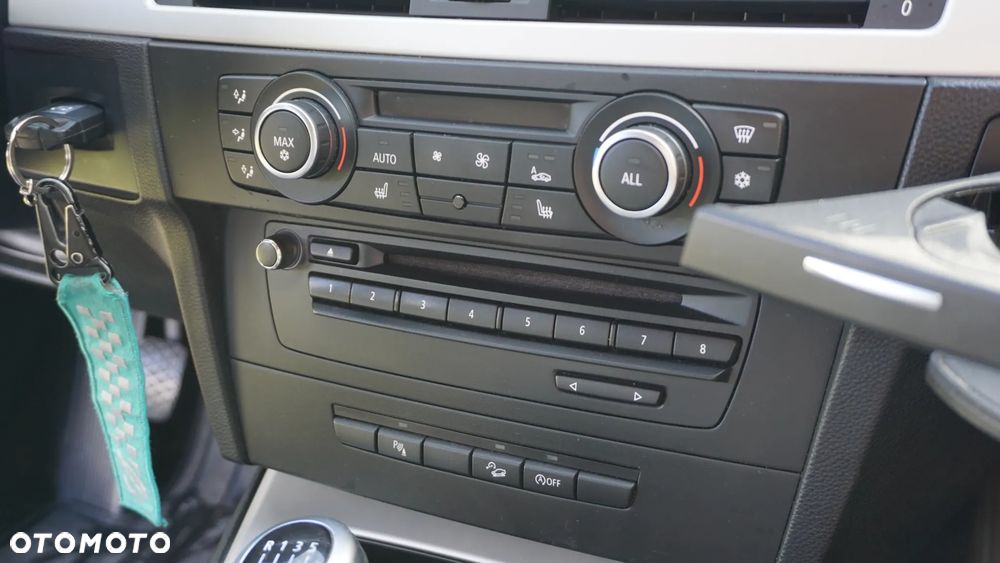 BMW Seria 3 320d xDrive - 21