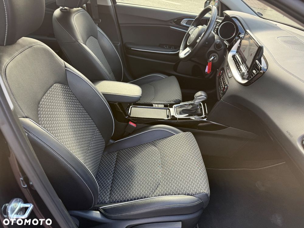Kia XCeed 1.5 T-GDI L Business Line DCT - 10