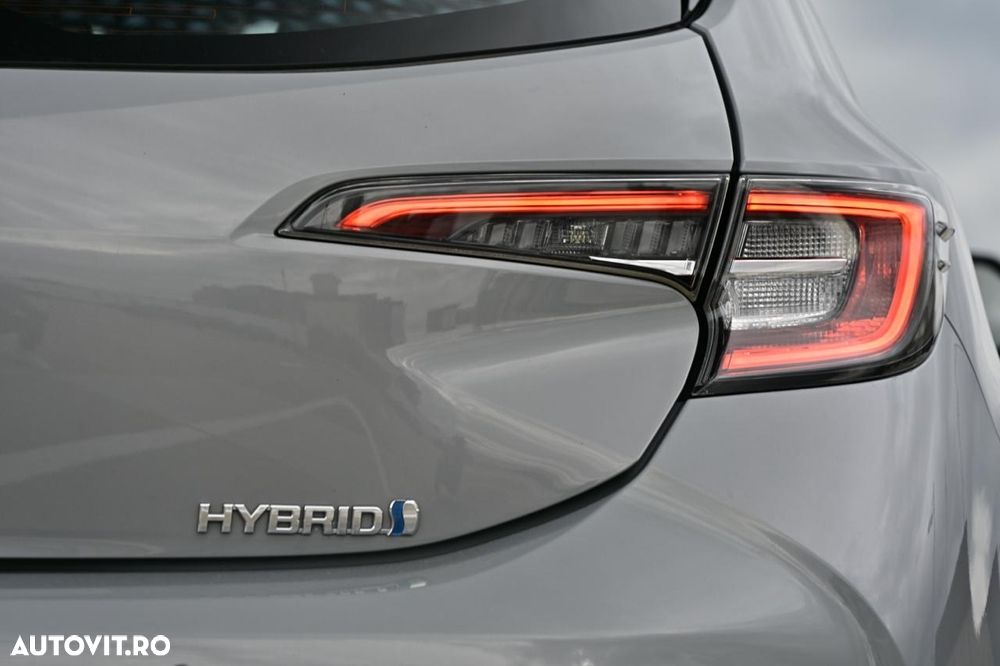Toyota Corolla 1.8 Hybrid Business Edition - 11