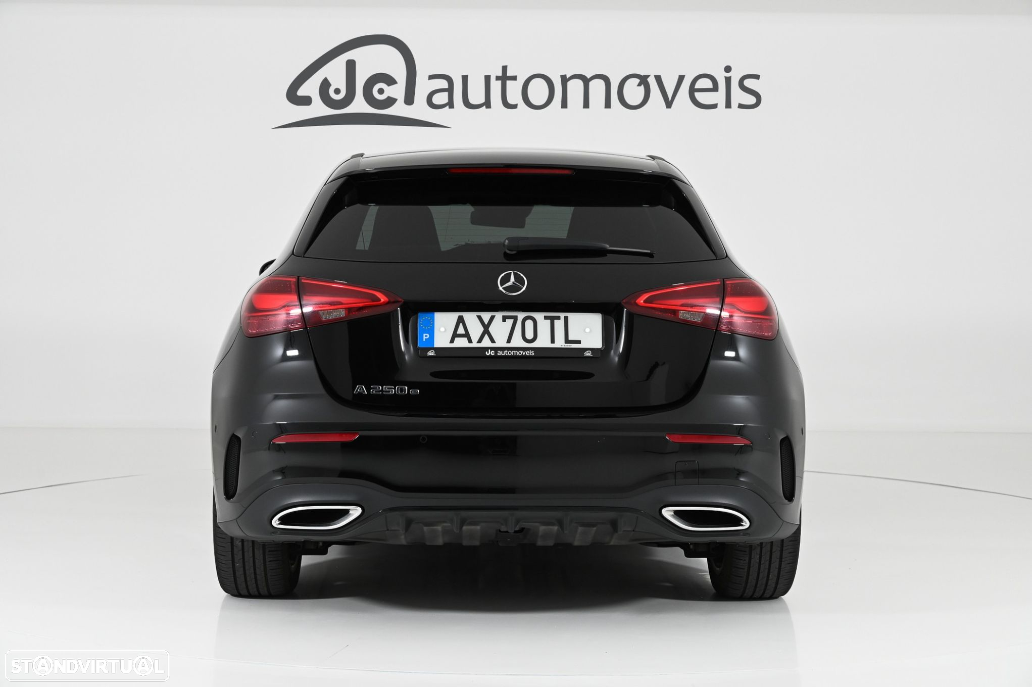 Mercedes-Benz A 250 e AMG Line - 8