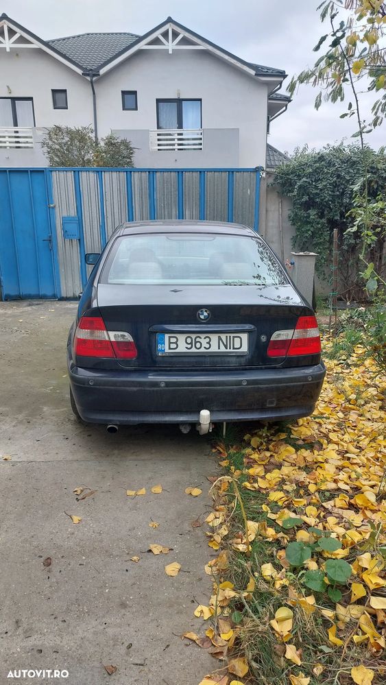 BMW Seria 3 318i - 1