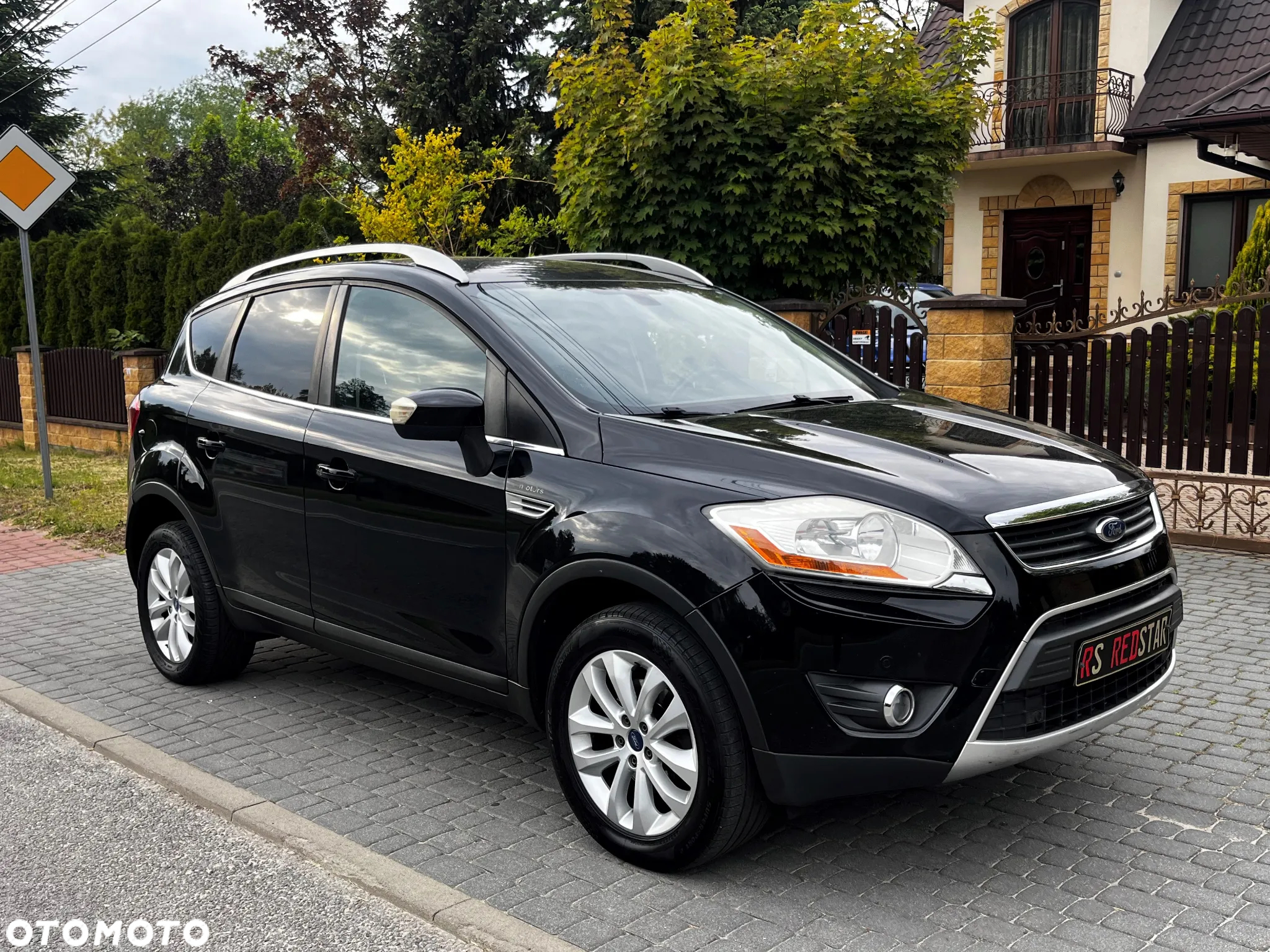 Ford Kuga 2.0 TDCi 2x4 Titanium - 29