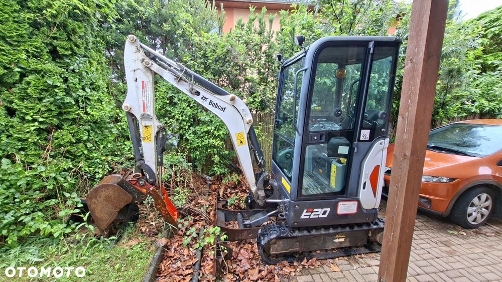 Bobcat E20 - 6