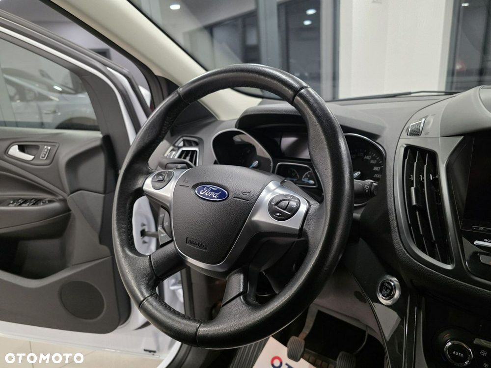 Ford Kuga 2.0 TDCi 4x4 Titanium - 20