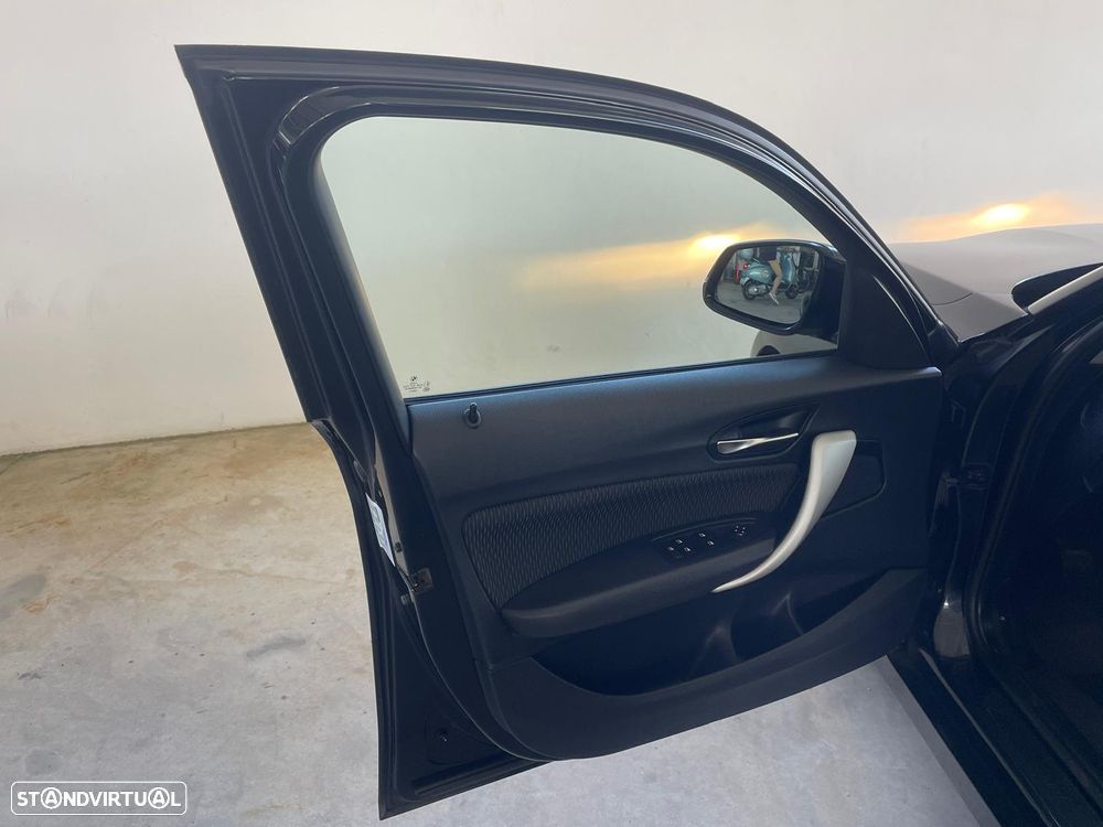BMW 116 d Sport Line - 14