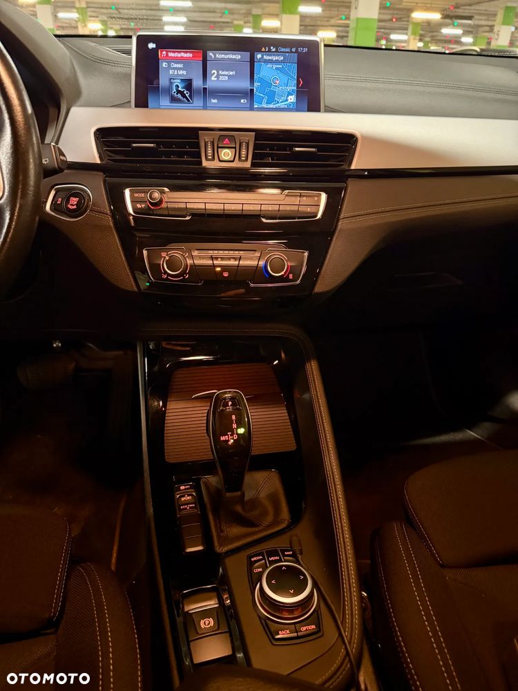 BMW X2 sDrive18i - 24