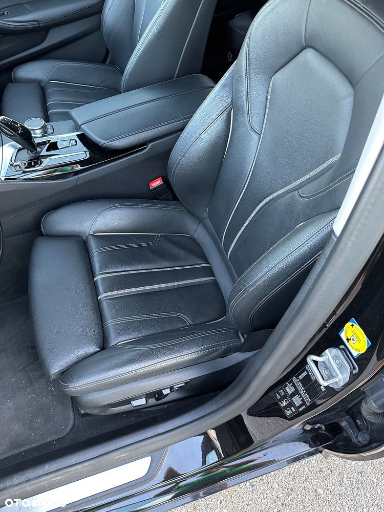 BMW Seria 5 520d xDrive mHEV Luxury Line sport - 26