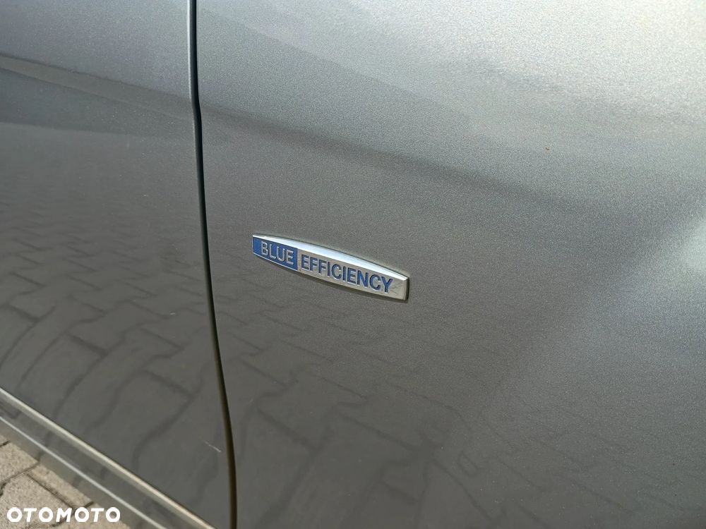 Mercedes-Benz Klasa C 180 CGI Automatik BlueEFFICIENCY Avantgarde - 11