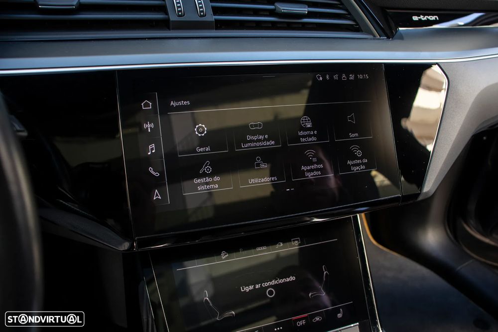 Audi e-tron 55 quattro S line - 25
